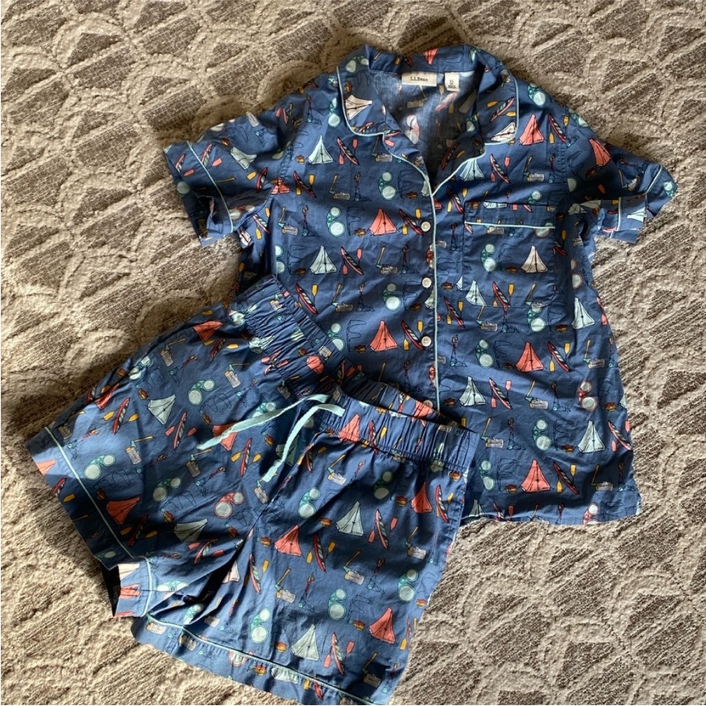 LL Bean camping short sleeve shirt and shorts Cotton pajama set  Size XS
